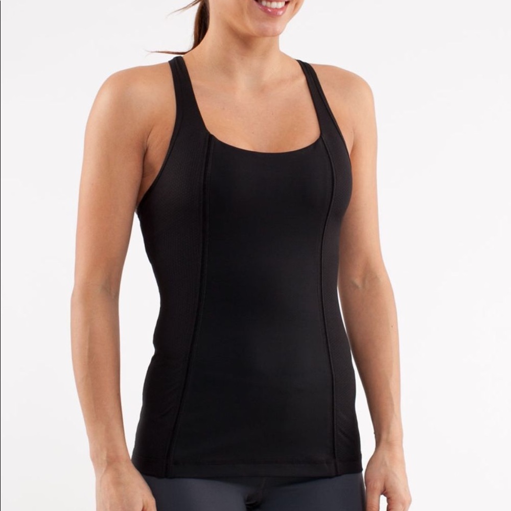 Lululemon Athletica get fit tank